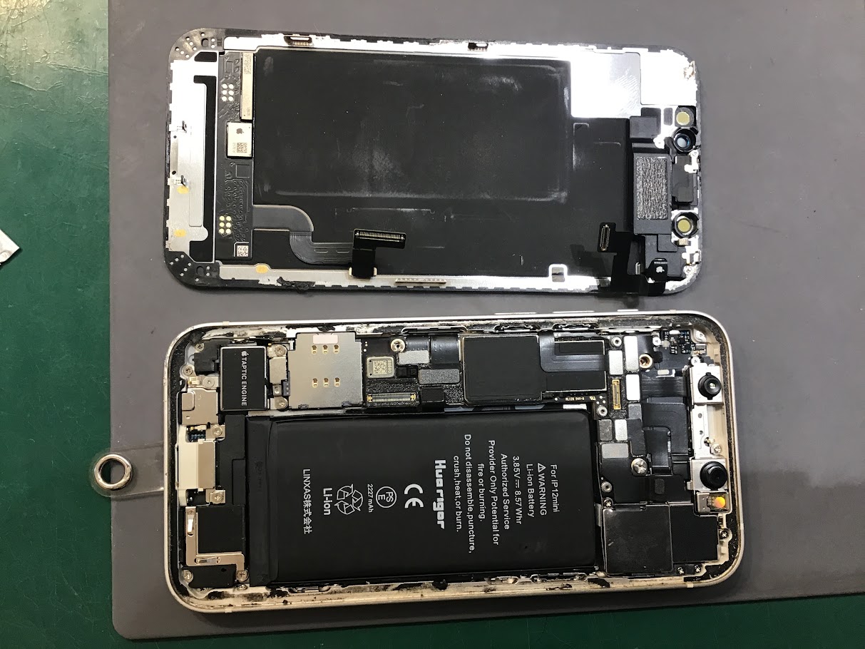 iPhone12miniのバッテリー交換ならデータそのまま修理可能なスマホ修理工房秋津へ！